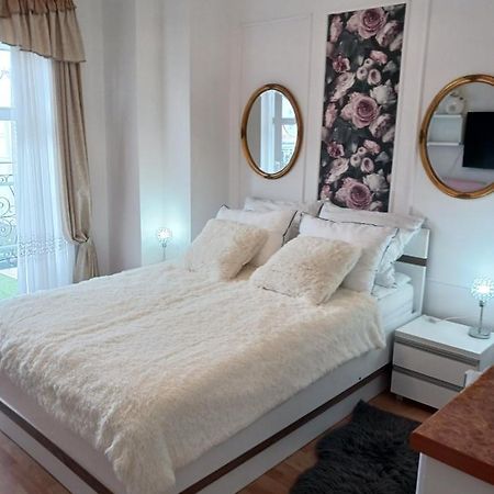 Uzdrowiskowa "Trzy Korony" Apartamento Świnoujście Exterior foto